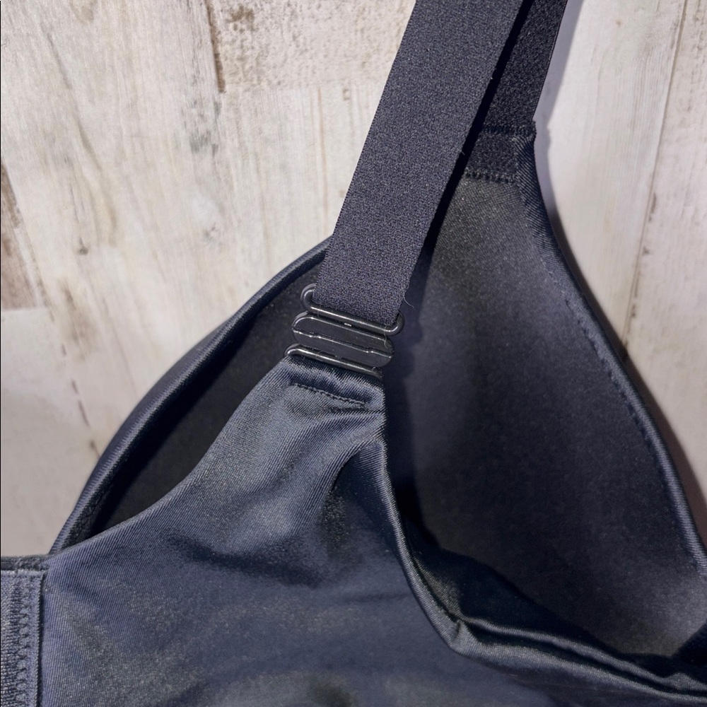 Black Women’s T-Shirt Bra - Classic Support 40DD NWT - Picture 6 of 11